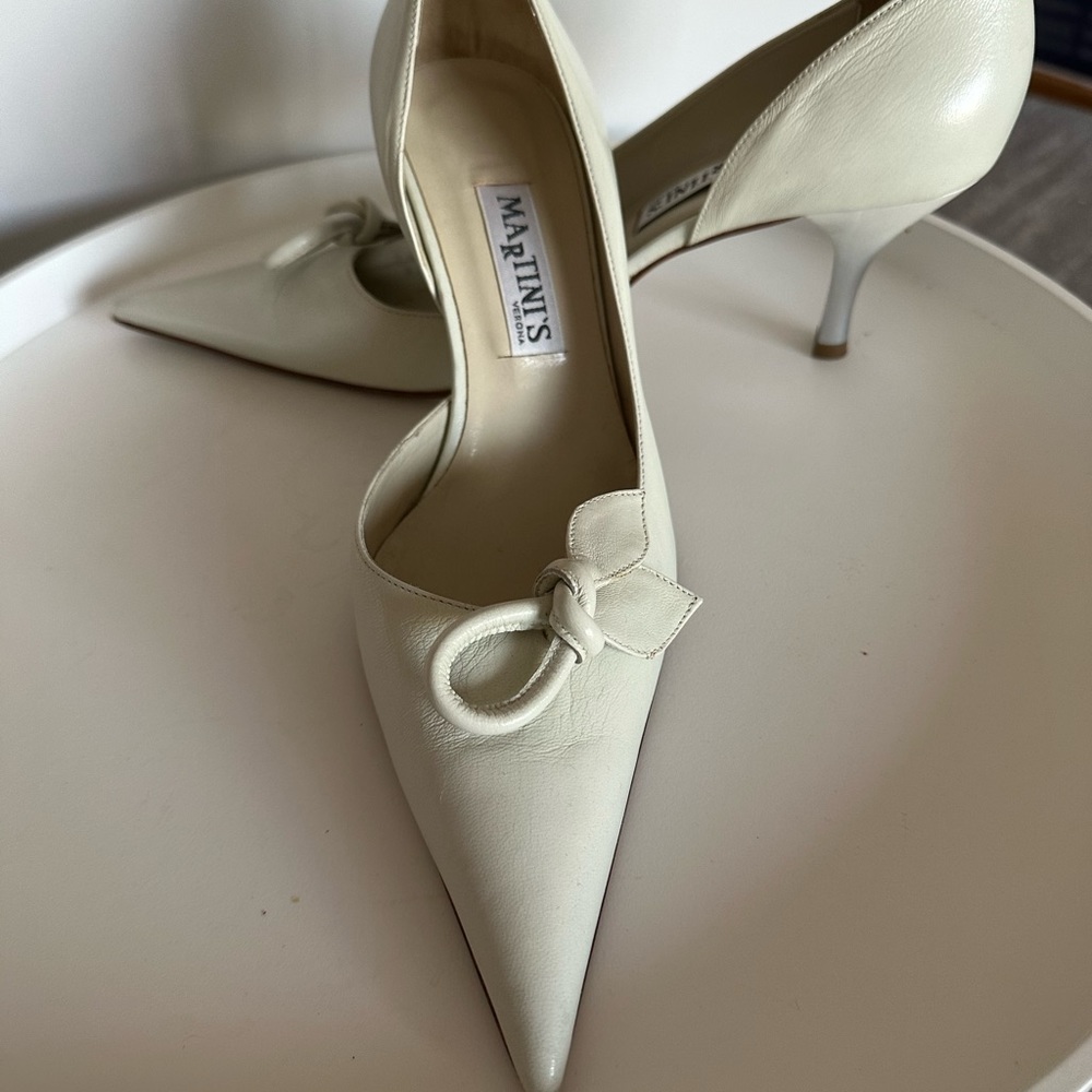 MARTINI'S BEIGE HEELS 40